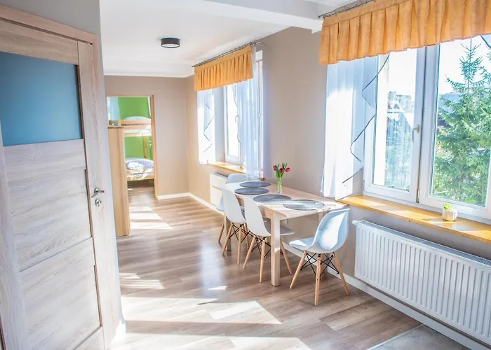 بيت شباب 1902