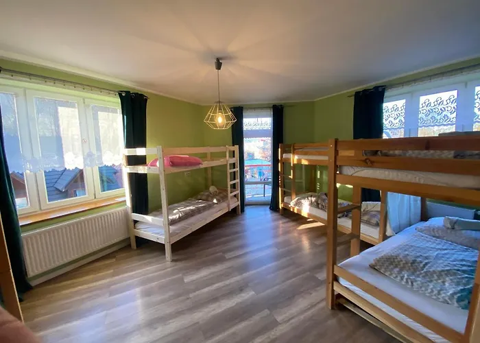 1902 بيت شباب زاكوباني