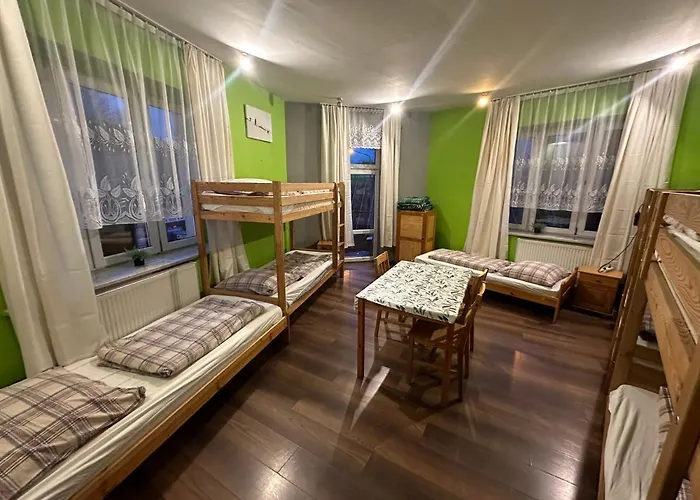 1902 * زاكوباني